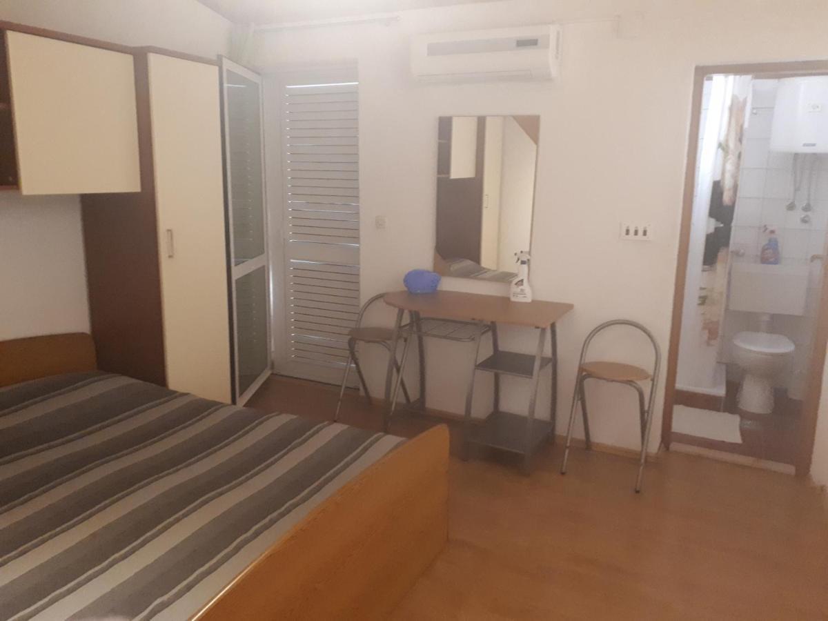 Apartmani Leko Mirjana Baška Voda エクステリア 写真