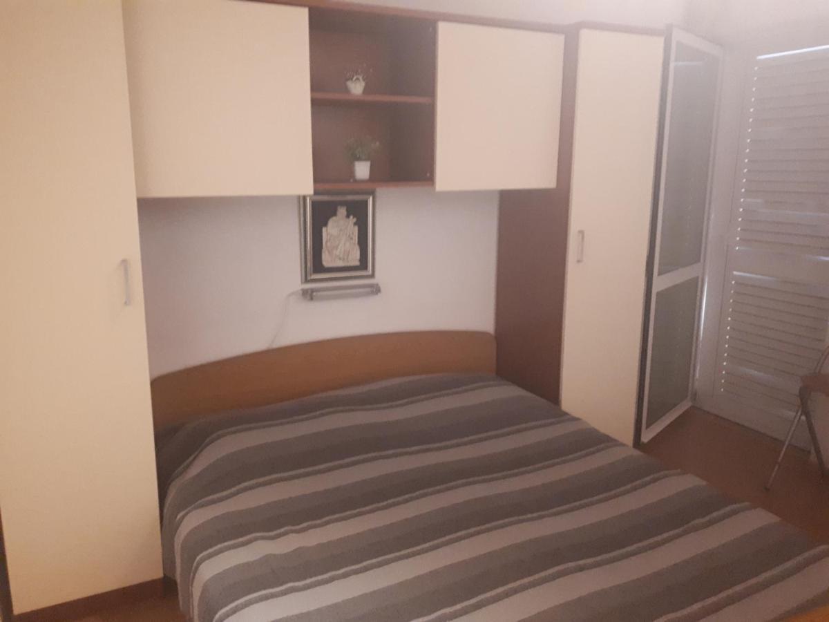 Apartmani Leko Mirjana Baška Voda エクステリア 写真