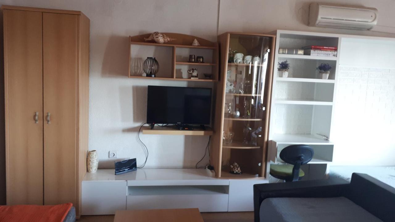 Apartmani Leko Mirjana Baška Voda エクステリア 写真