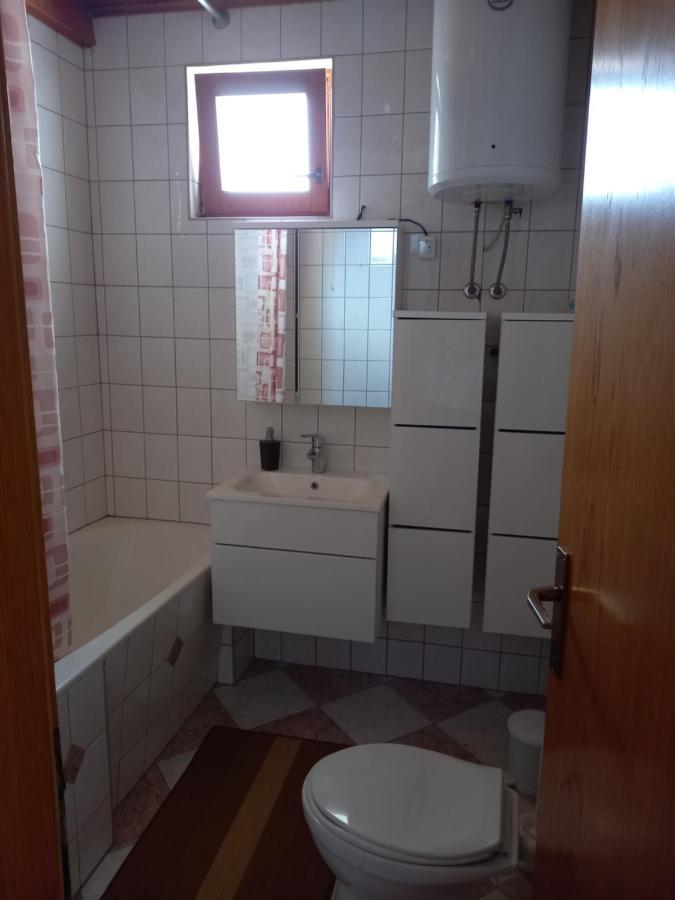 Apartmani Leko Mirjana Baška Voda エクステリア 写真