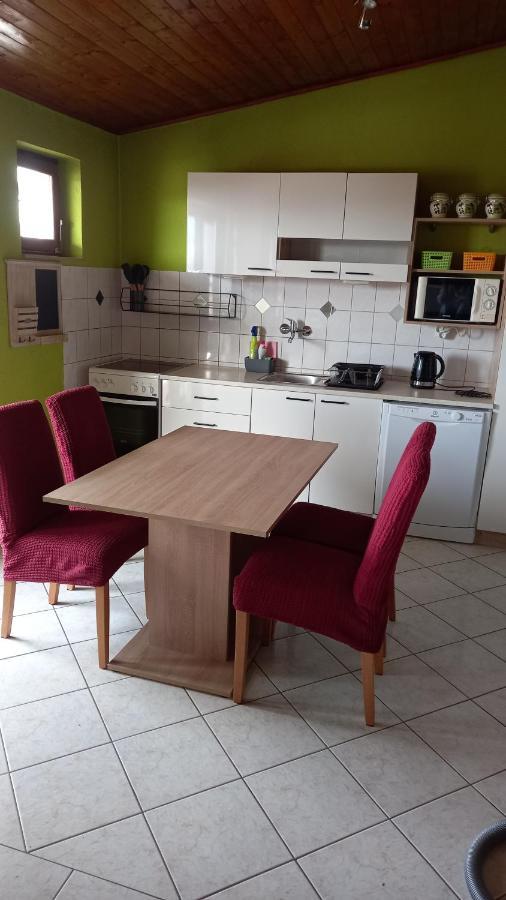 Apartmani Leko Mirjana Baška Voda エクステリア 写真