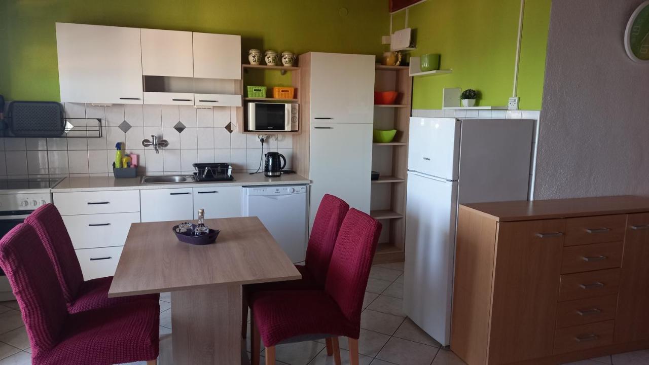 Apartmani Leko Mirjana Baška Voda エクステリア 写真