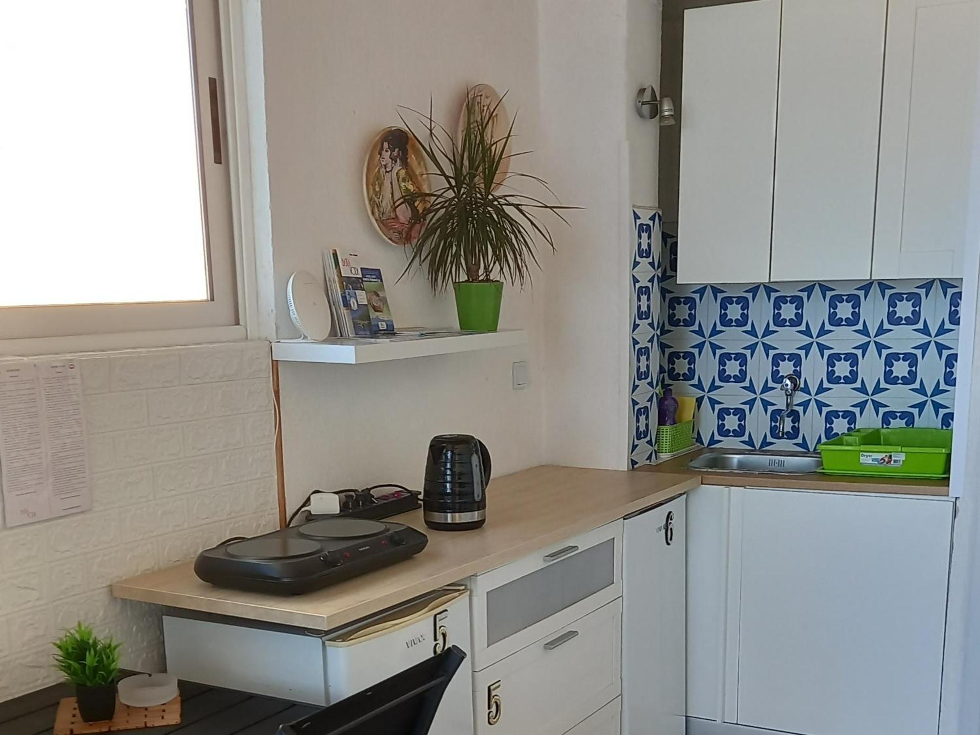 Apartmani Leko Mirjana Baška Voda エクステリア 写真
