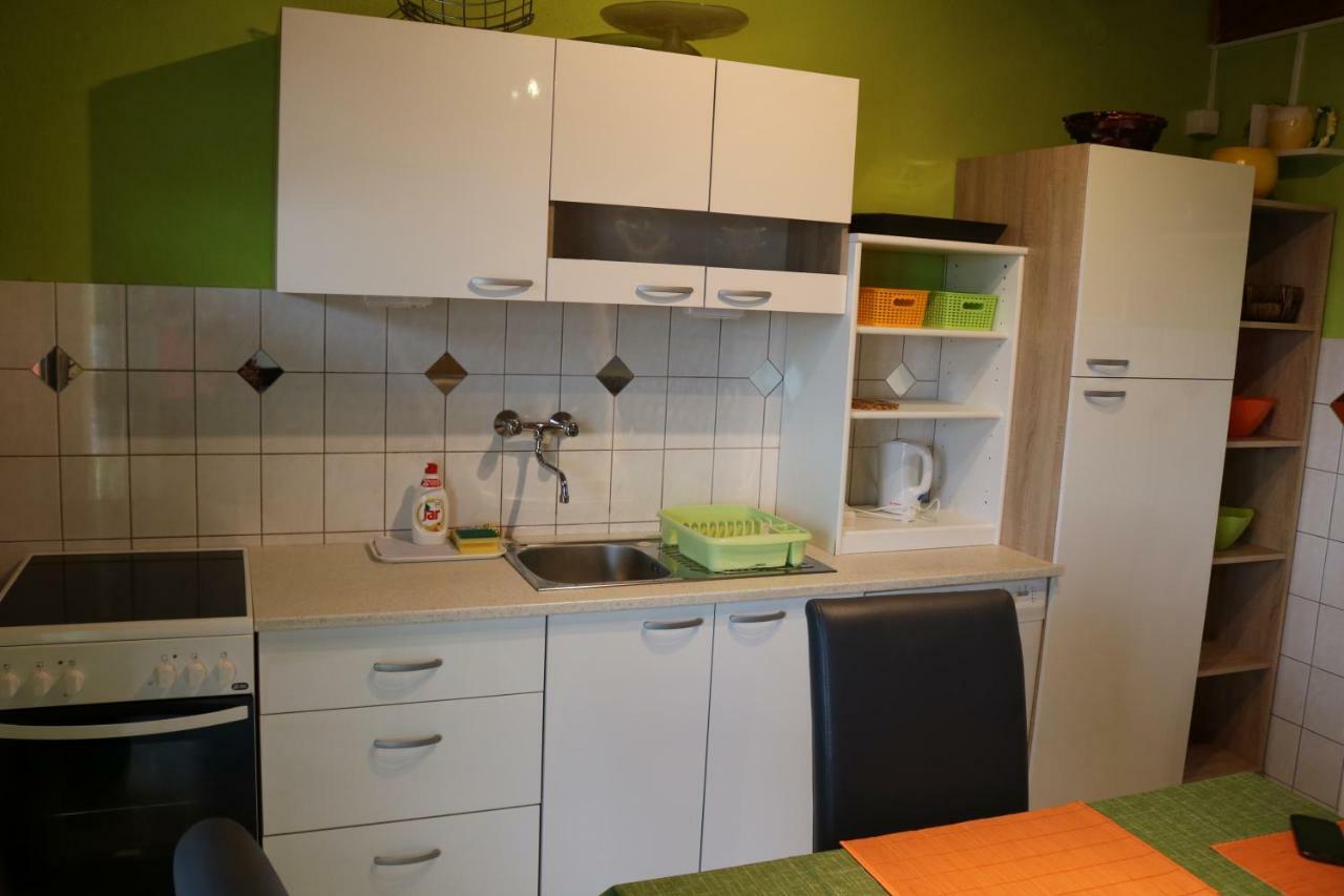 Apartmani Leko Mirjana Baška Voda エクステリア 写真